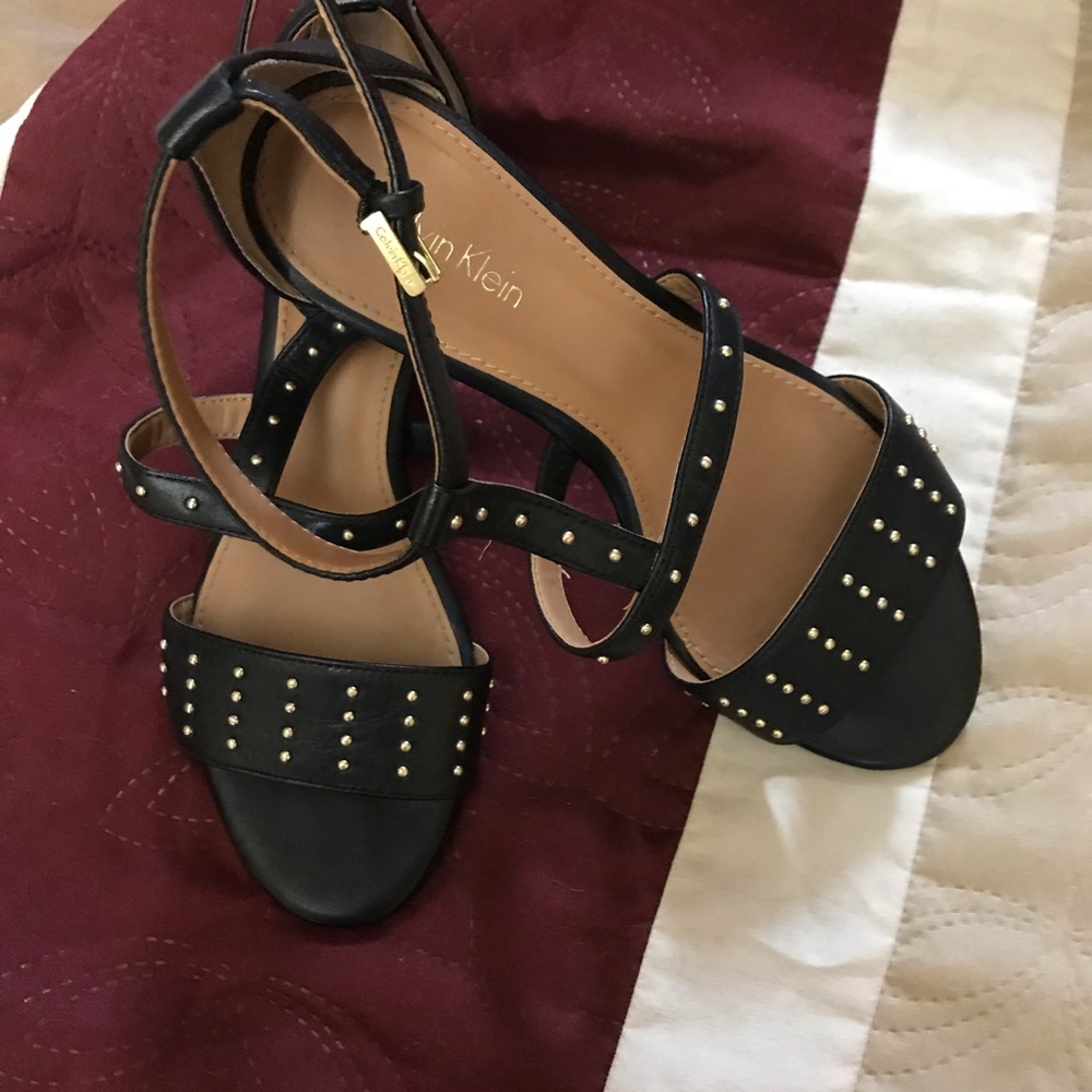 🚨Calvin Klein black with gold studs shoes
